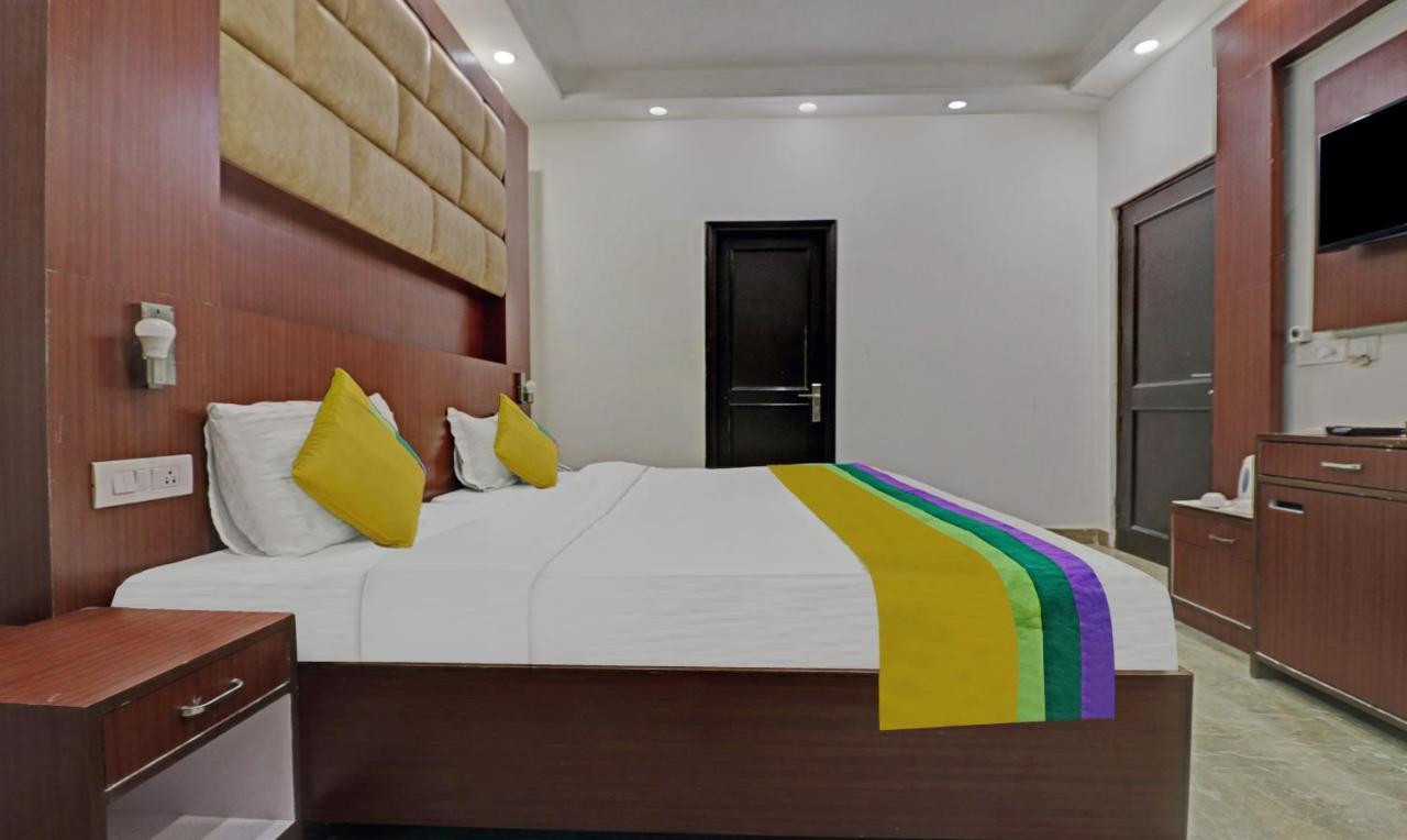 Itsy Hotels Hamlets Stay Noida Exterior foto